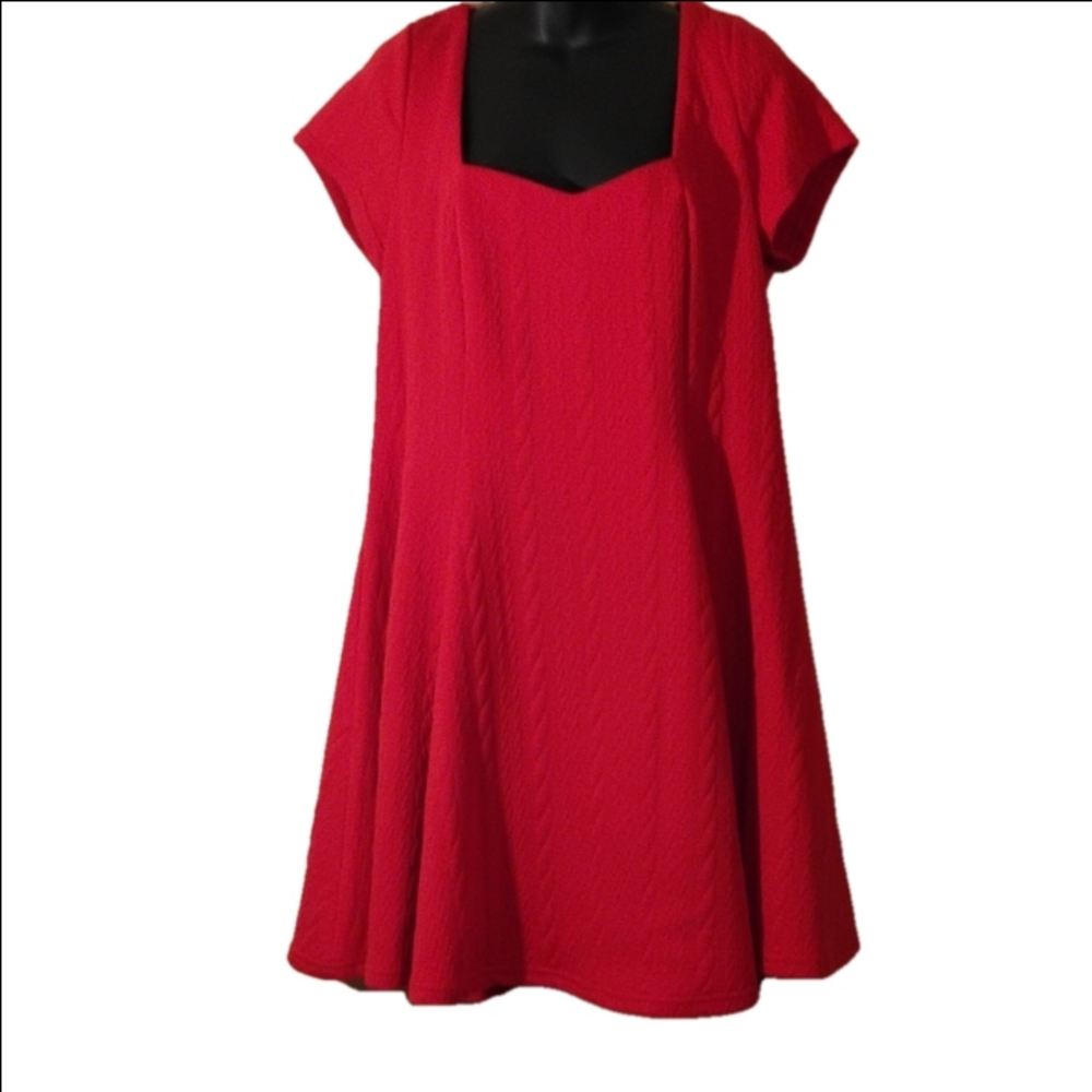 Torrid Size 1 Red Lined Swingy Style Dress.Please See Measurements.